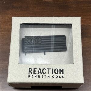 Kenneth Cole Black American Flag Money Clip